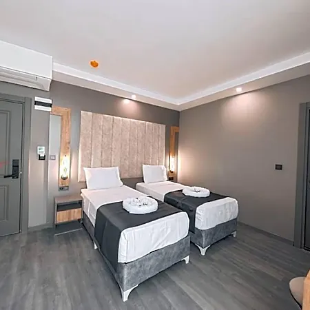 Hotel Airport 3*